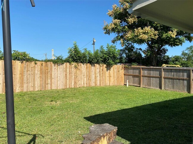 Building Photo - 8226 Terrace Brook Dr