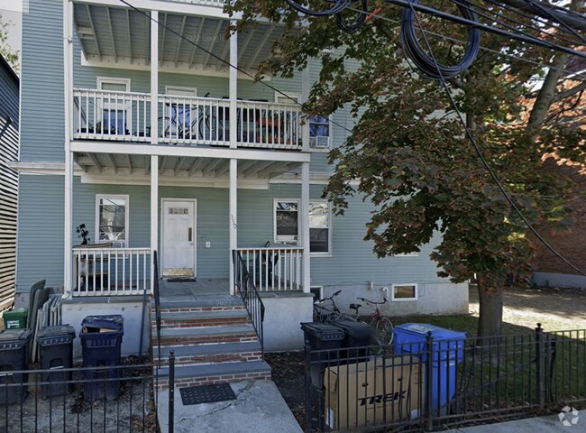 Building Photo - 350 Allston St