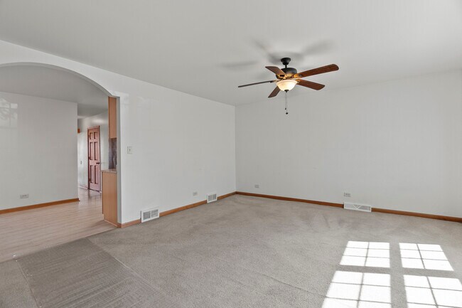 Foto del edificio - 2425 Hessing St