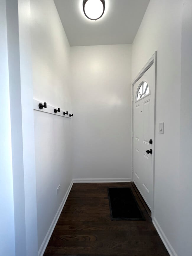 Foto del edificio - 4734 S Paulina St