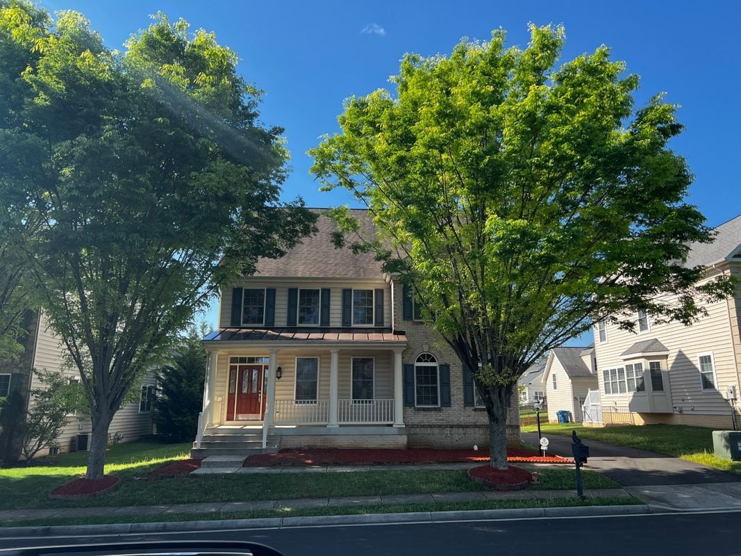 Primary Photo - 41779 Bristow Manor Dr