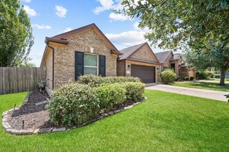Building Photo - 207 Lockridge Hill Ln