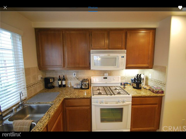 Building Photo - 3 br, 2.5 bath Townhome - 15865 Fountain Ln