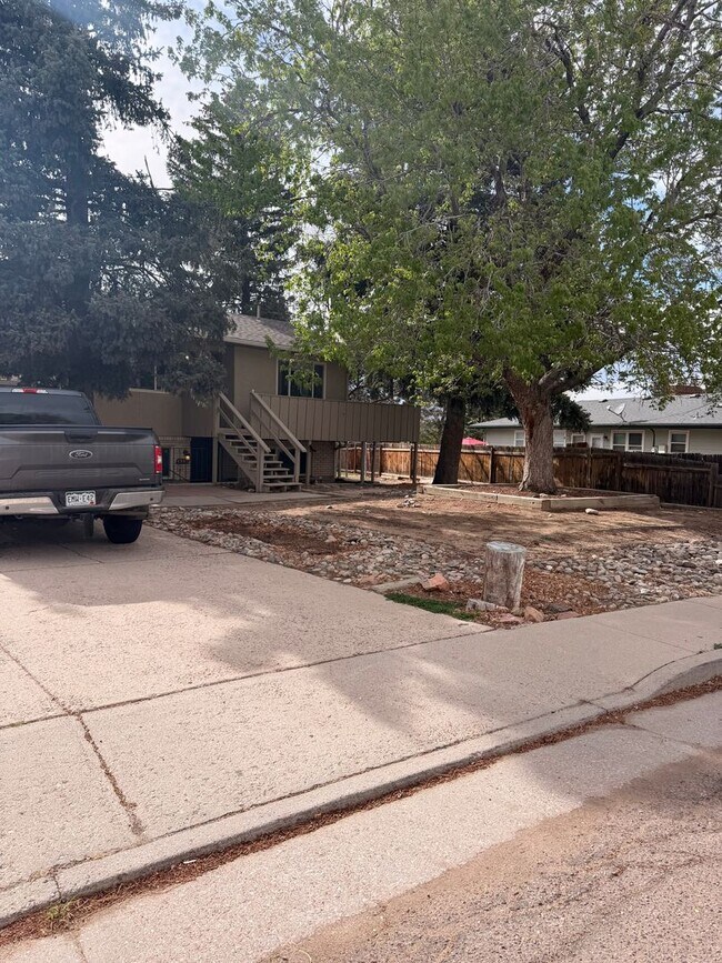 Building Photo - 6353 Chippewa Rd
