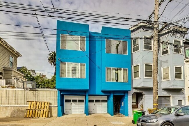 Building Photo - 2 Bedroom Renovated Condo in Noe Valley wi...