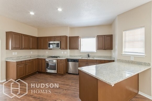 Foto del edificio - 8735 Tierra Alegre Dr NE