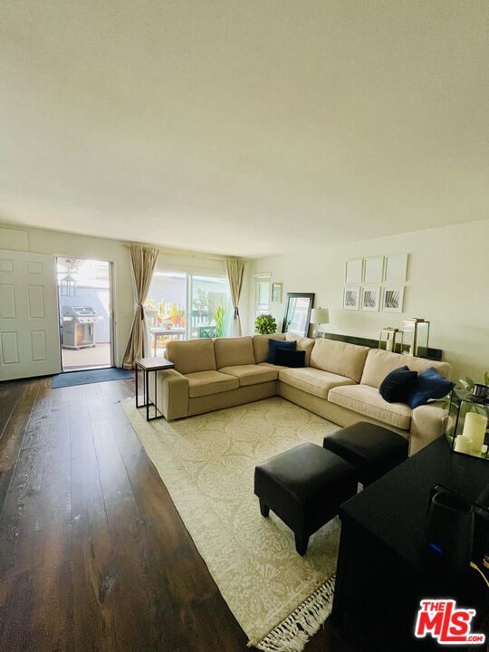 Foto del edificio - 9534 Bickley Dr