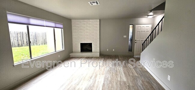 Building Photo - 5787 Haskell Ave