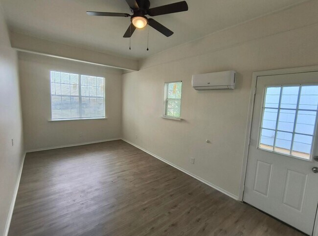 Foto del edificio - Newly Updated 3 Bedroom, 1 bath home!