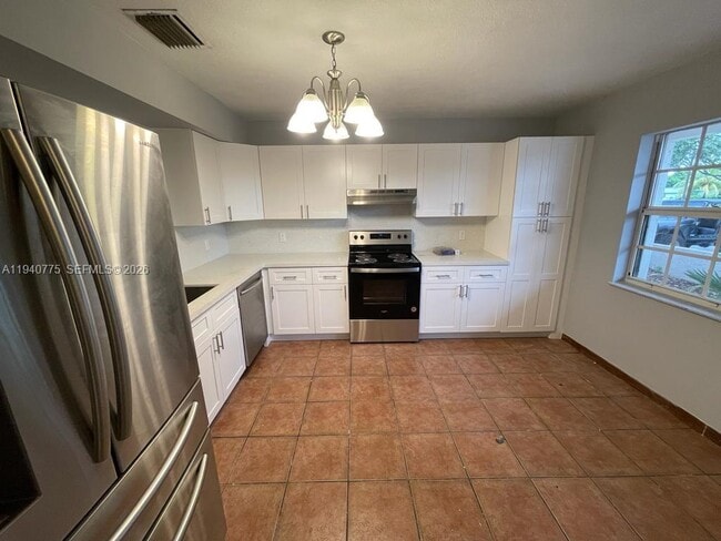 Building Photo - 9537 NW 42nd St