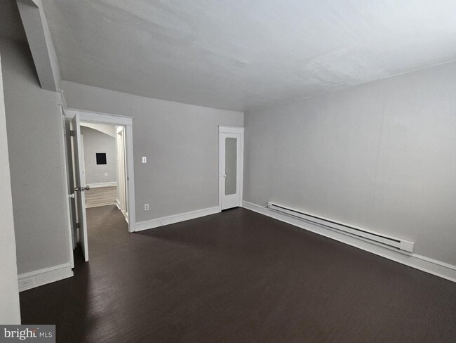 Building Photo - 5206 Euclid St