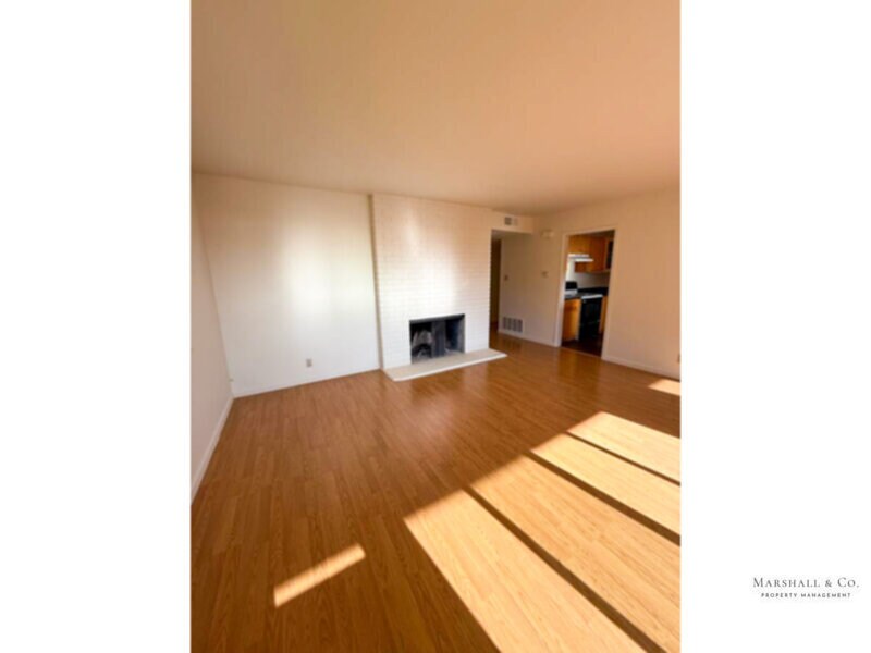 Foto principal - TIBURON! 2BR/2BA GROUND LEVEL UNIT WITH BE...