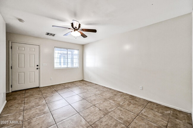 Building Photo - 2243 W Morten Ave