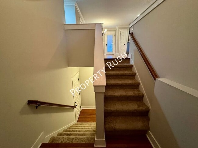 Building Photo - 6477 Olin Ln