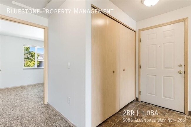 Building Photo - "Coming Soon" Spacious 2 Bedroom Apartment...