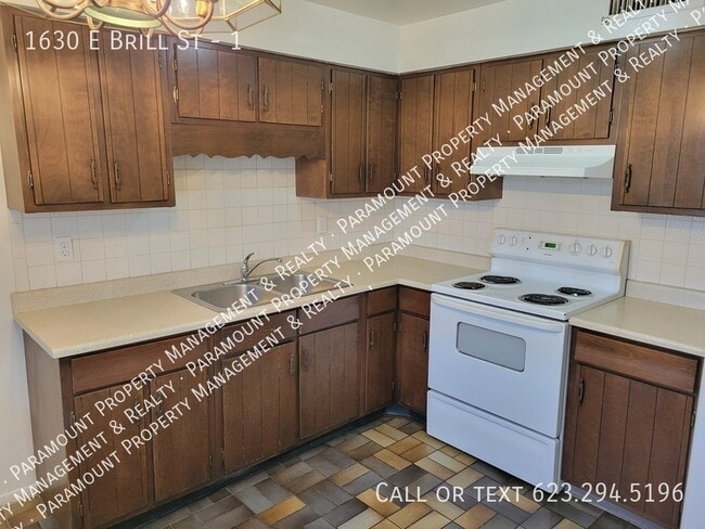 Building Photo - 1 bed/1 bath ready for immediate move in!