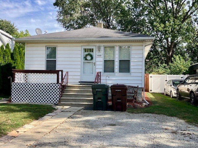 Foto principal - 608 N State St