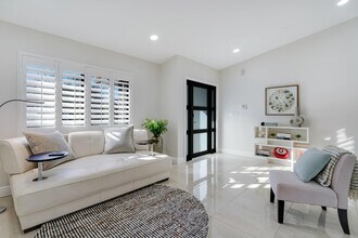 Building Photo - 14517 SW 98th Terrace