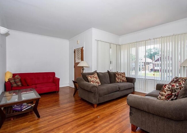 Foto del edificio - 7532 S Indiana Ave