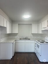 Building Photo - 13110 NE Kerr Rd