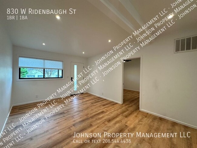 Building Photo - North End's Best close to 8th St. trailsys...