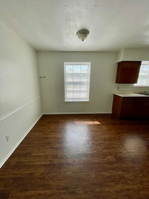 Building Photo - 8281 Shadow Wood Dr