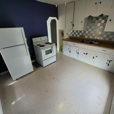 Building Photo - 611 Grant St