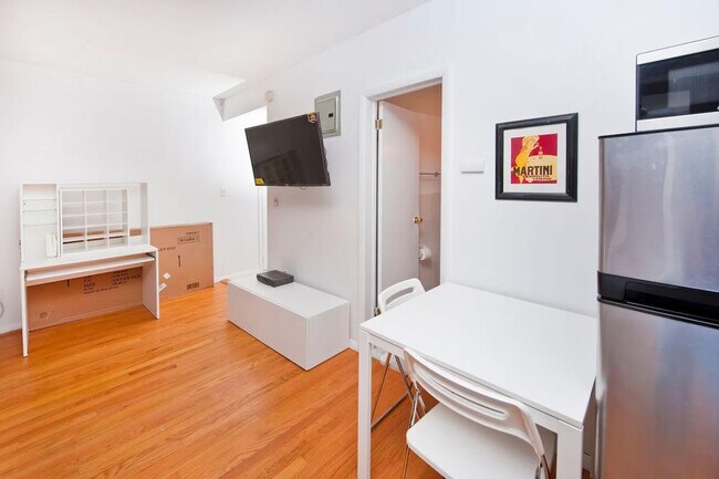 Foto del edificio - 339 E 95th St