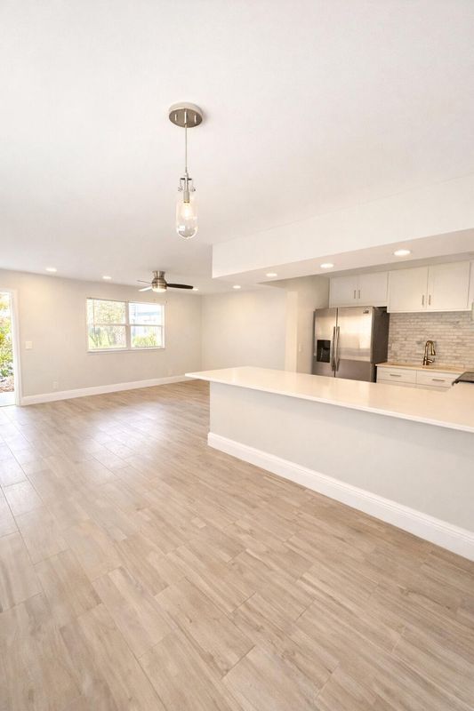 Foto del edificio - 299 Tuscany F