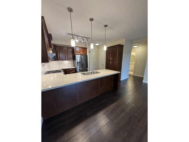 Photo du bâtiment - 3585-146A 146A St