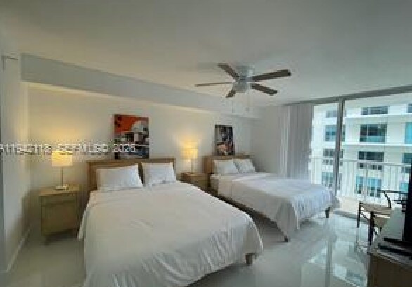 Building Photo - 1200 Brickell Bay Dr