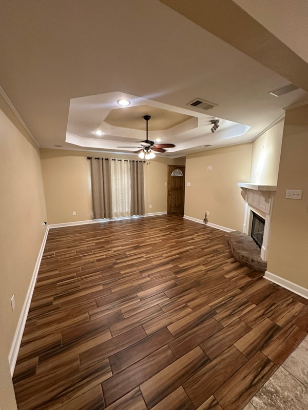 Building Photo - 18304 Autumn View Dr