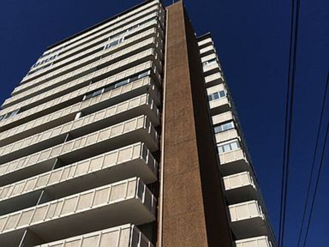 Foto del edificio - 1250 N Humboldt St