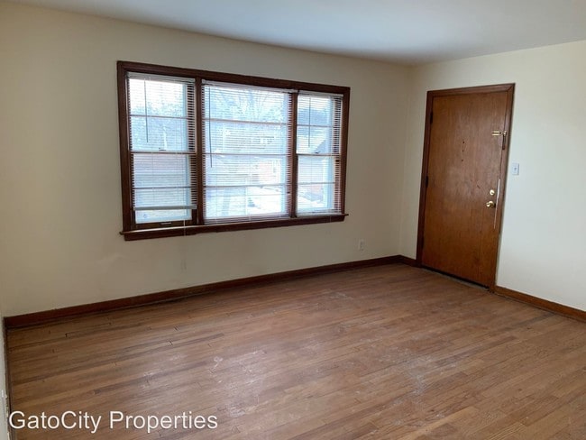 Building Photo - 2672 N 75th St