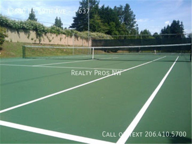 Foto del edificio - 13680 NE 69th St