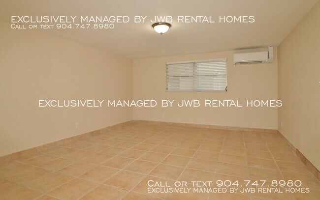Building Photo - 1029 Caliente Dr