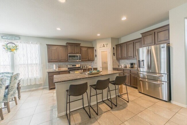 Foto del edificio - 6825 Jamestown St