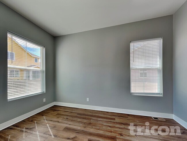 Foto del edificio - 4646 Mt Shavano St