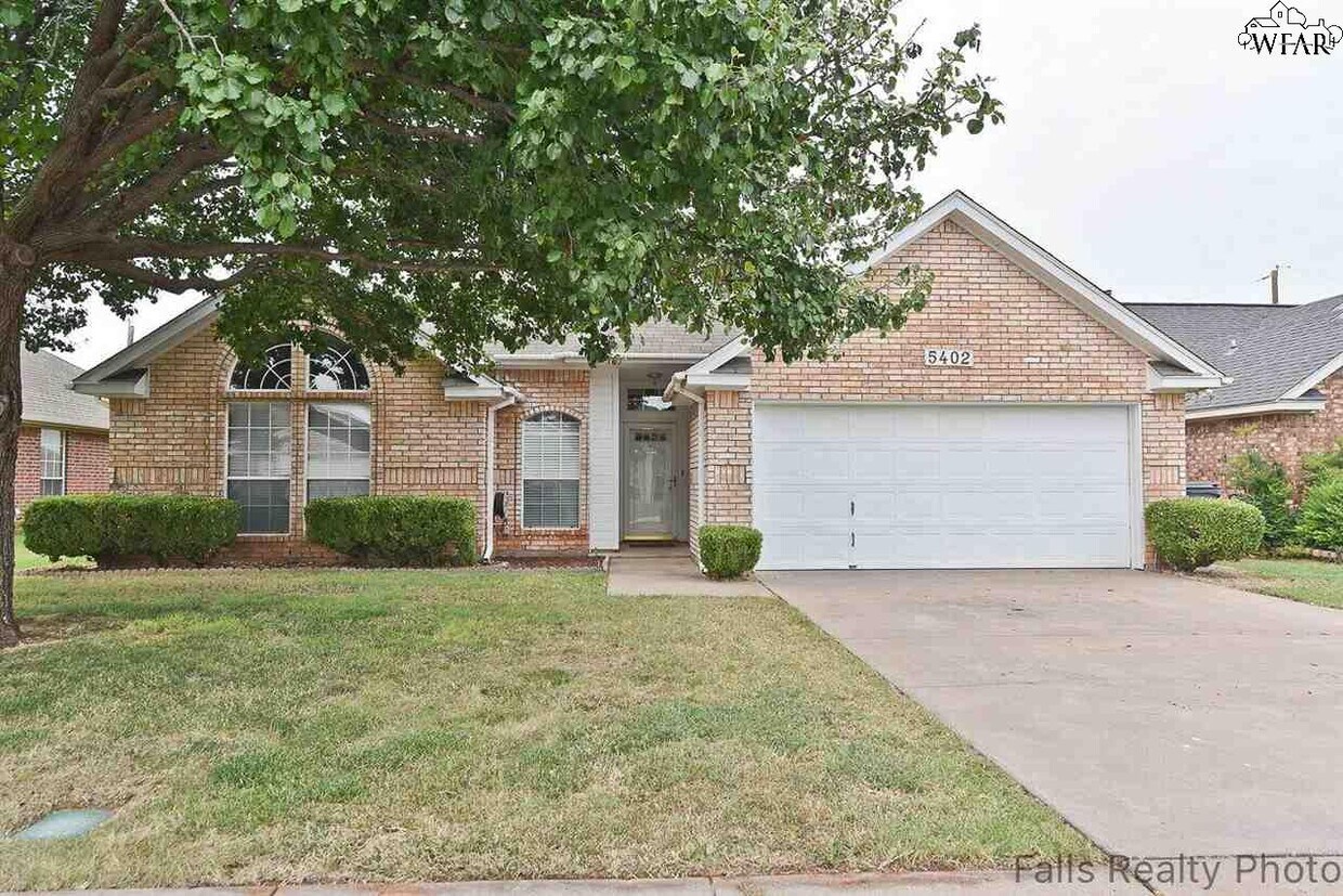 Foto principal - 5402 Carlson St