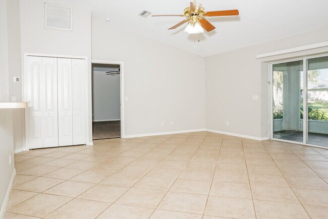 Foto del edificio - 3781 Beeber St