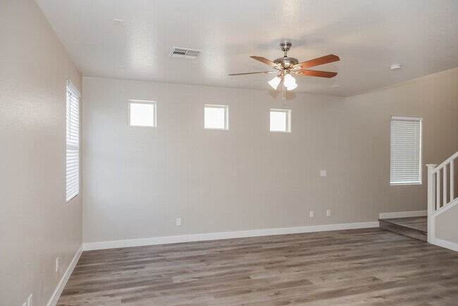 Building Photo - 5053 SAgelyn St