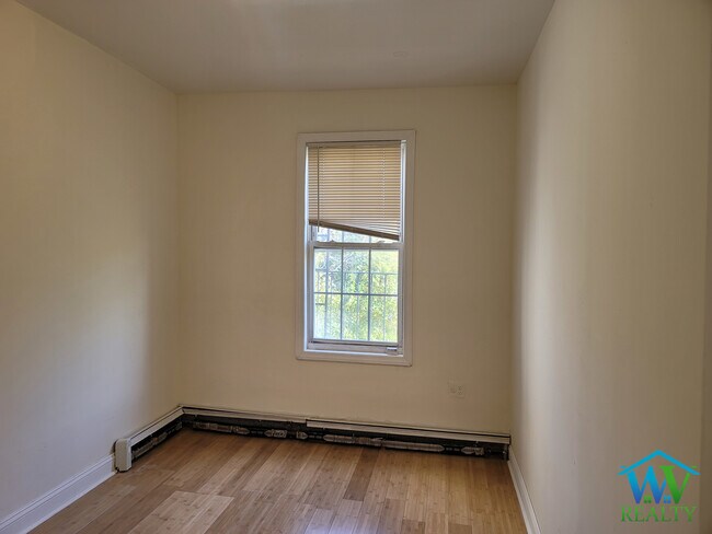 Building Photo - 3552 Carlisle Plz