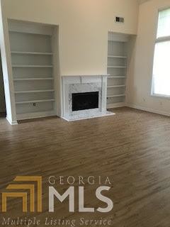 Building Photo - 235 Saddle Ridge Way