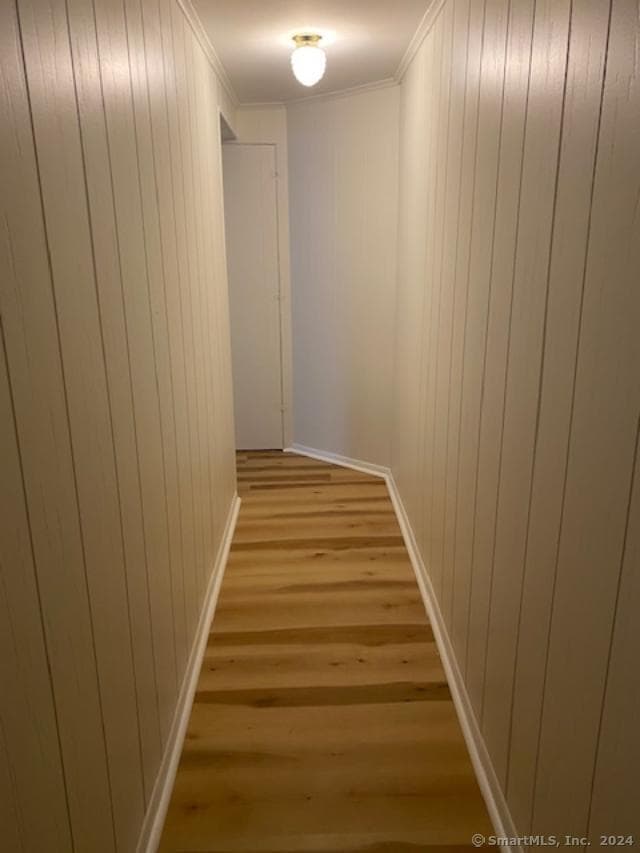 Foto del edificio - 22-26-26 Hunters Ave