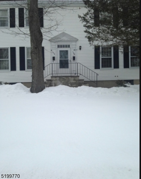 Primary Photo - 138 Osprey Rd