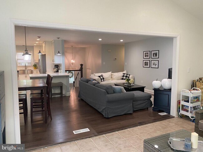 Foto del edificio - 7705 Carrleigh Pkwy