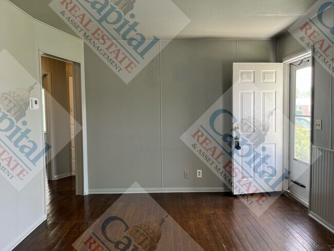 Photo - Cozy Cottage House