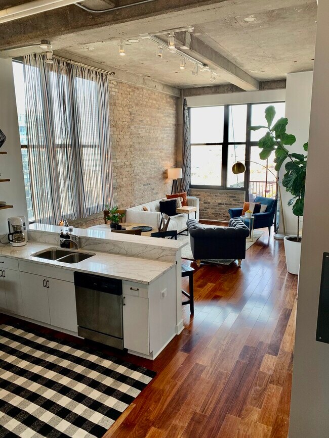 Foto del edificio - 320 E 21st St