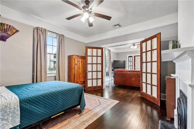 Foto del edificio - 915 Madison St