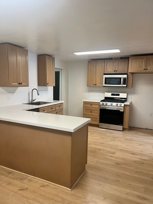 Foto del edificio - 7050 Sycamore Rd